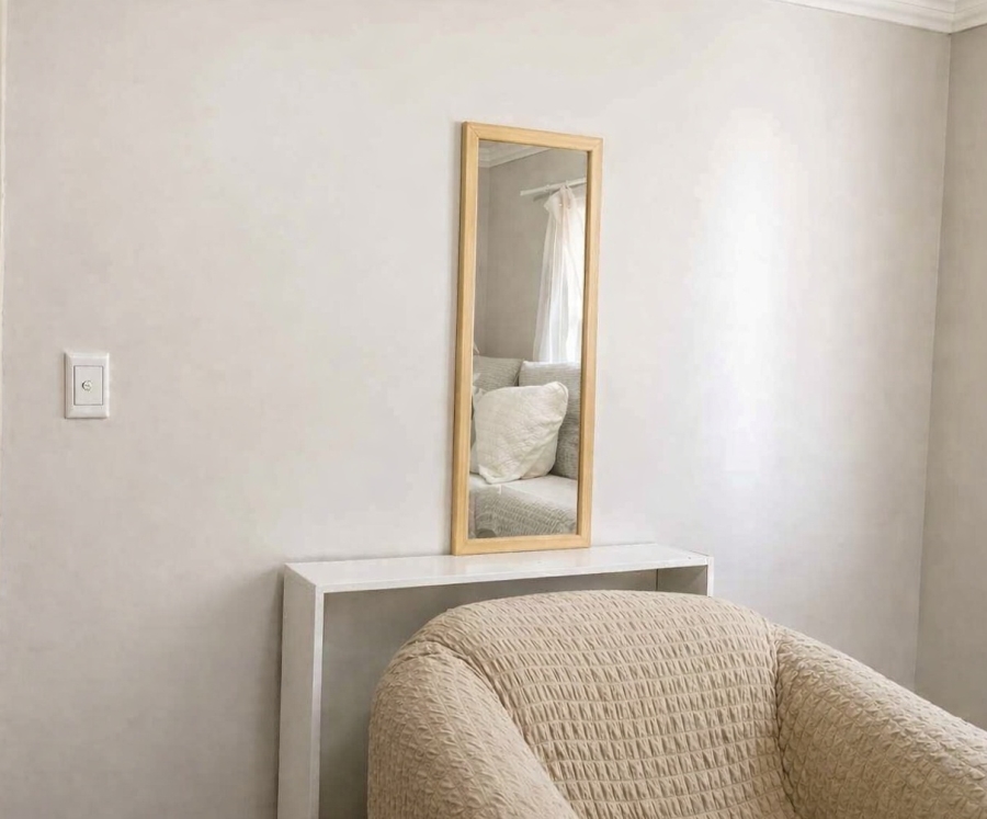 2 Bedroom Property for Sale in Delft South Western Cape